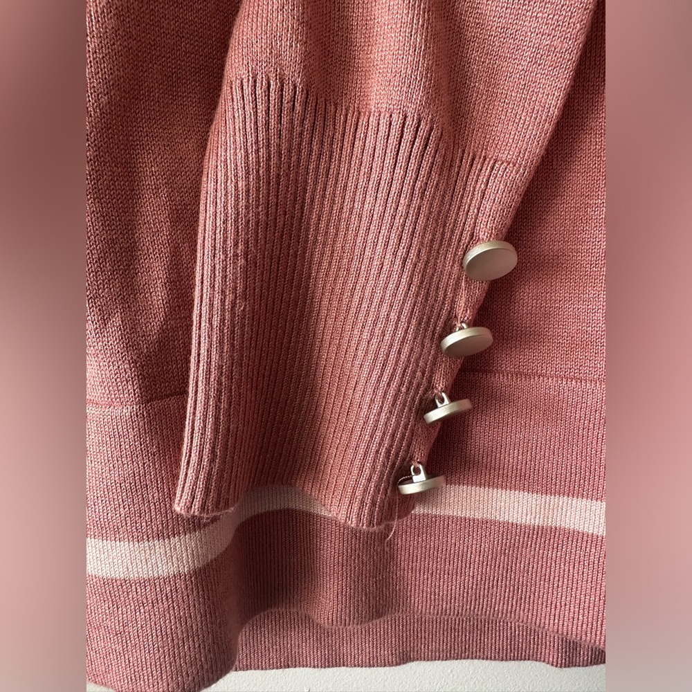 Lety & Me Size Medium Light Weight Sweater - Picture 5 of 8